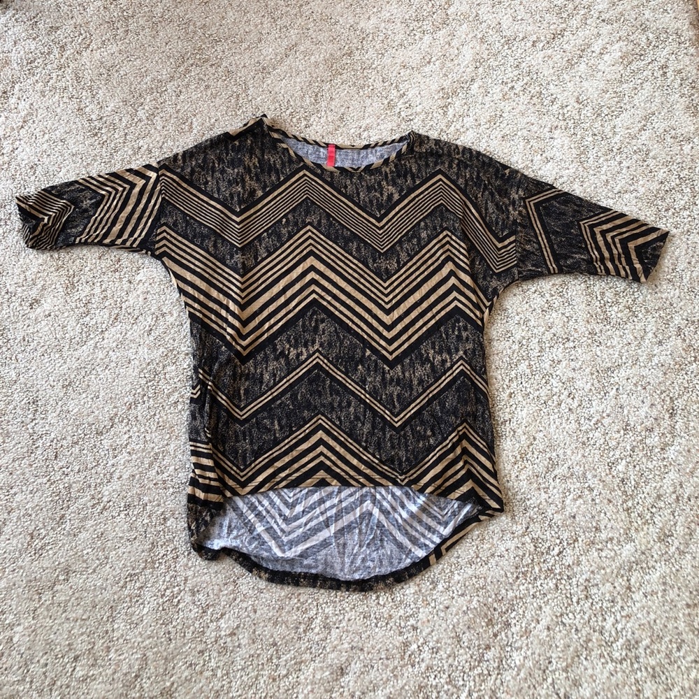 Brand New! Small! Brown and black casual shirt 💗